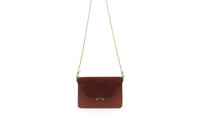 Handtas - Sticky Sis Club - Fig red + wine red - front - hanging - golden handles