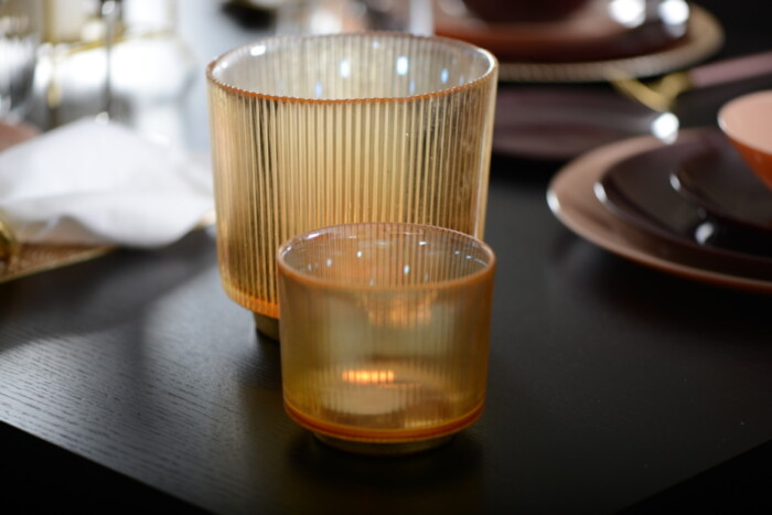 Gouden glazen vaas met ribbels(3)