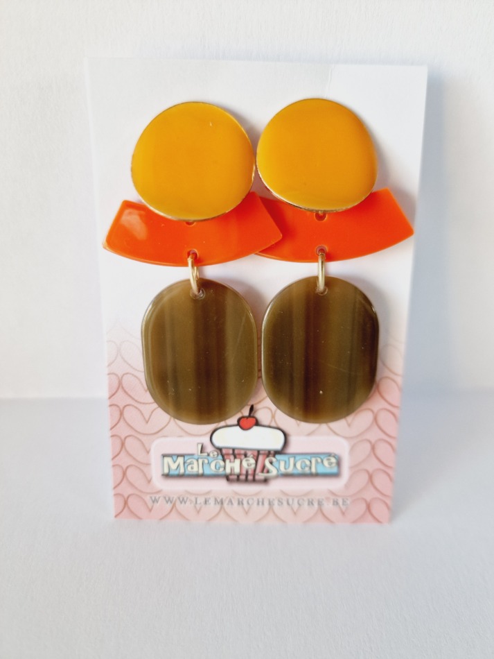 Oorbellen_740 - Oranje knop met bruine hanger