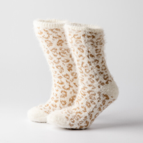 Warme winterse pantoffelsokken met luipaardprint