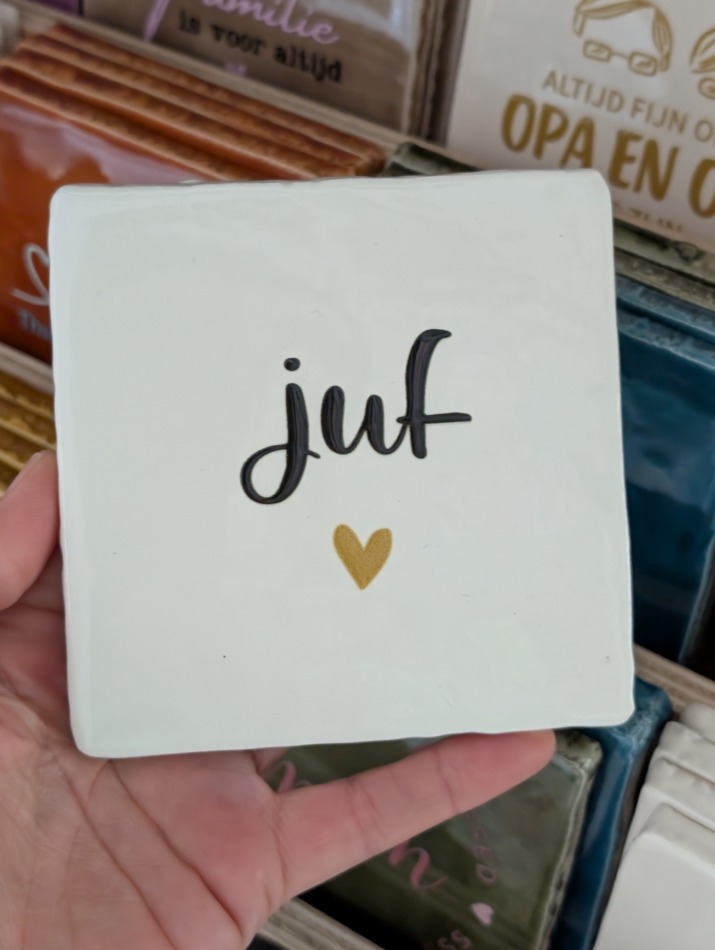 Tegel - Juf- Crème met zwart