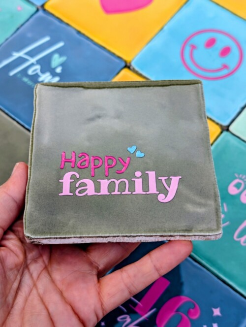 Tegel - Happy family - Olijf met warm roze
