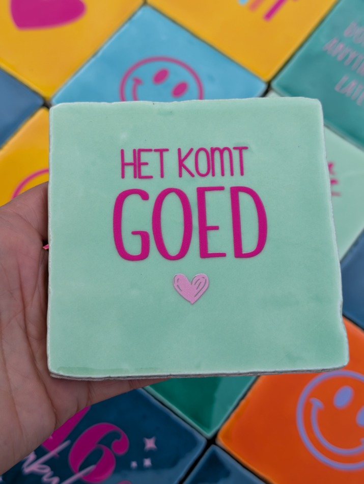 Tegel - Het komt goed - Mint met fuchsia