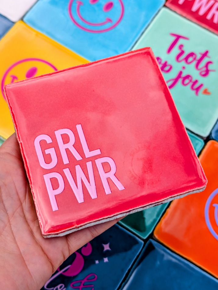 Tegel - Girlpower - Rood met warm roze